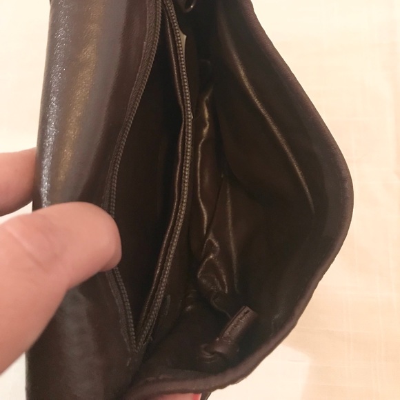 Axiom small Vintage genuine leather purse. - Picture 4 of 5